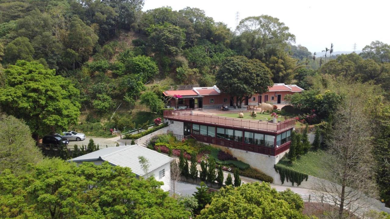 Jihead Villa Xinpu Luaran gambar