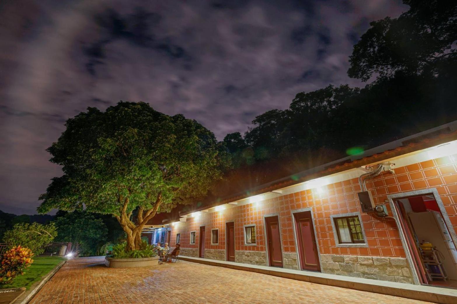 Jihead Villa Xinpu Luaran gambar